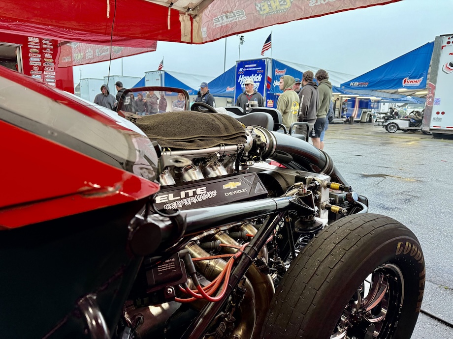 Elite has cut KB Titan's advantage in half