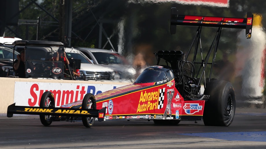 Brittany Force holds on to score fourth No. 1 of the season in Top Fuel ...