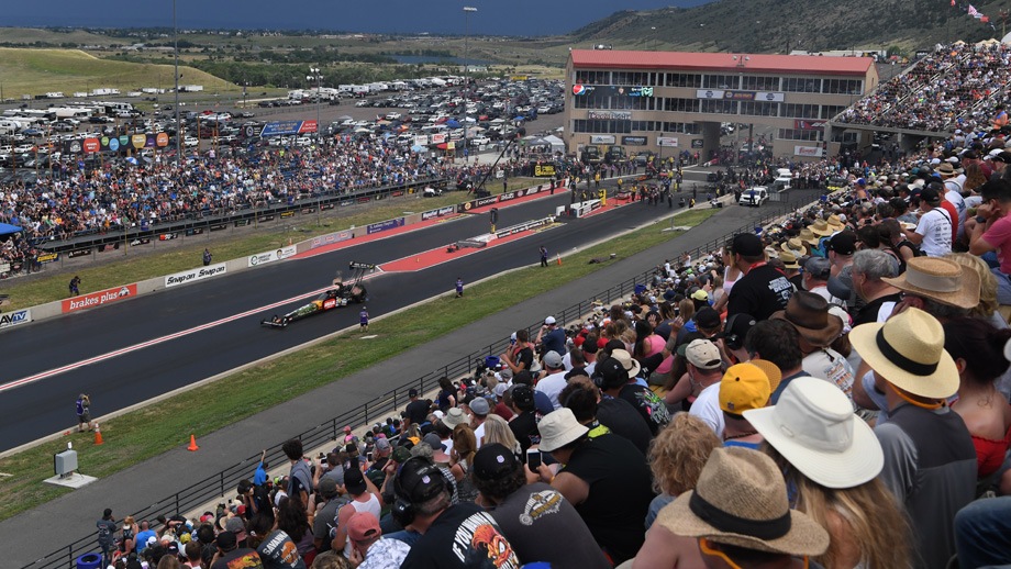 Dodge NHRA Mile-High Nationals Friday preview