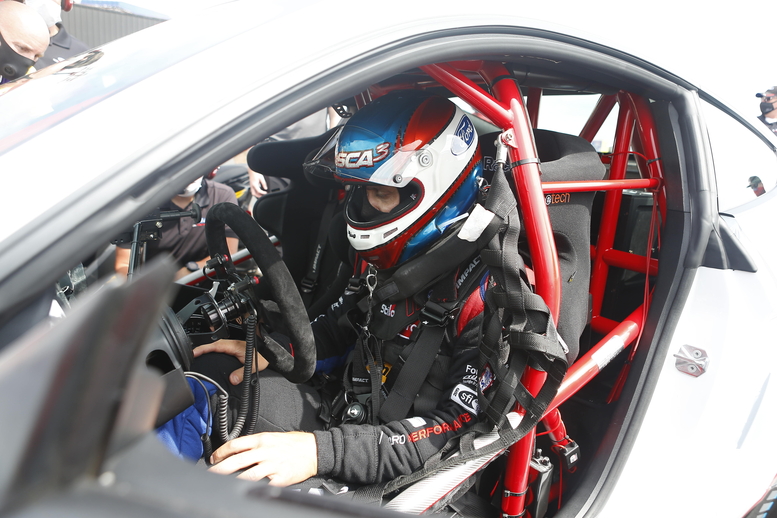 Bob Tasca III Ford Cobra Jet 1400 at U.S. Nationals
