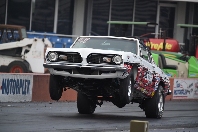 Stockers to the lanes! Stock Eliminator qualifying from the AAA Texas NHRA FallNationals 