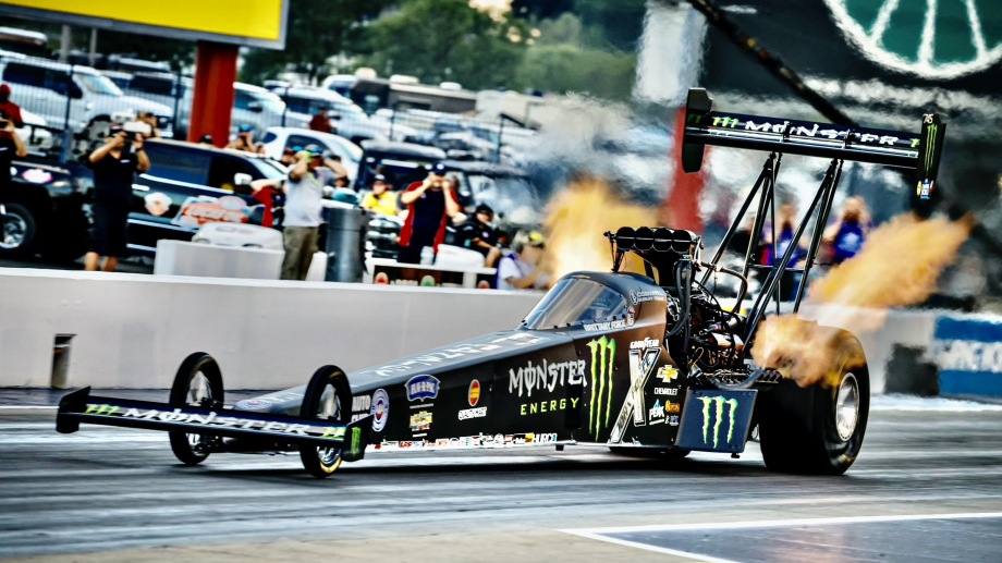 How many G's a modern 11,000-hp Top Fuel pull? | NHRA