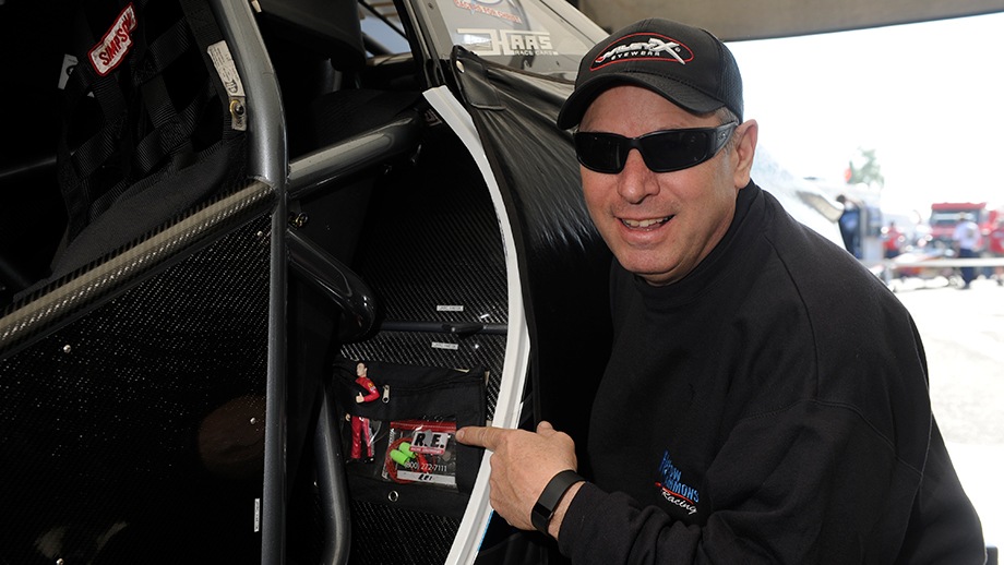 Caruso family taps past world champ Jim Yates as Pro Stock crew