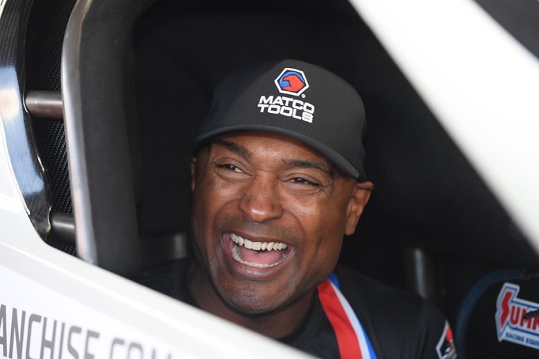 Antron Brown Rolling At Right Time As Playoffs Open At Pep Boys NHRA ...