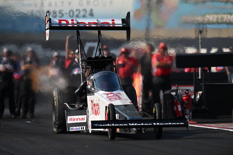 Top Fuel dragster make their own physics