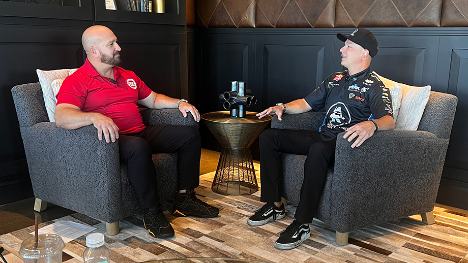 Talking Funny Cars