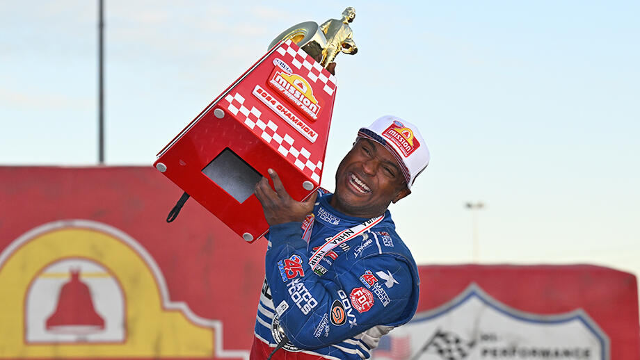 Antron Brown secures fourth Mission Foods NHRA Top Fuel world championship