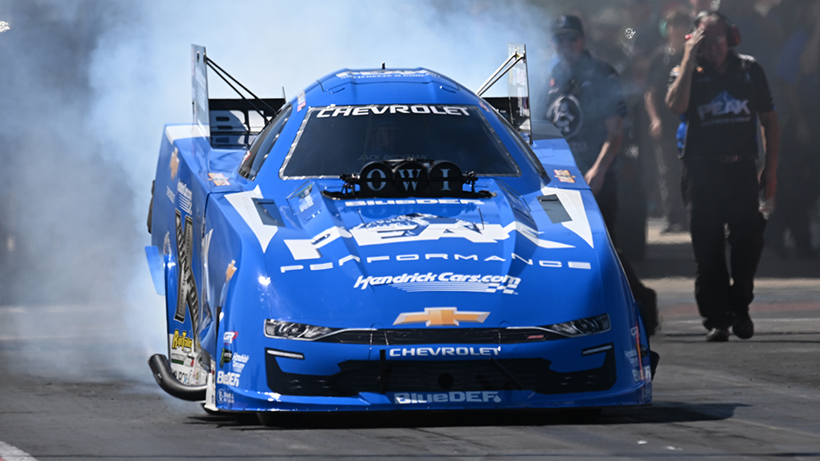 Beckman looks for first Las Vegas win in nearly 20 years in loaded