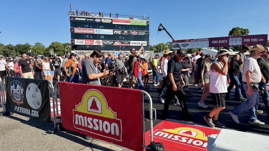 Pre-race  and pit action from NHRA Brainerd Nationals