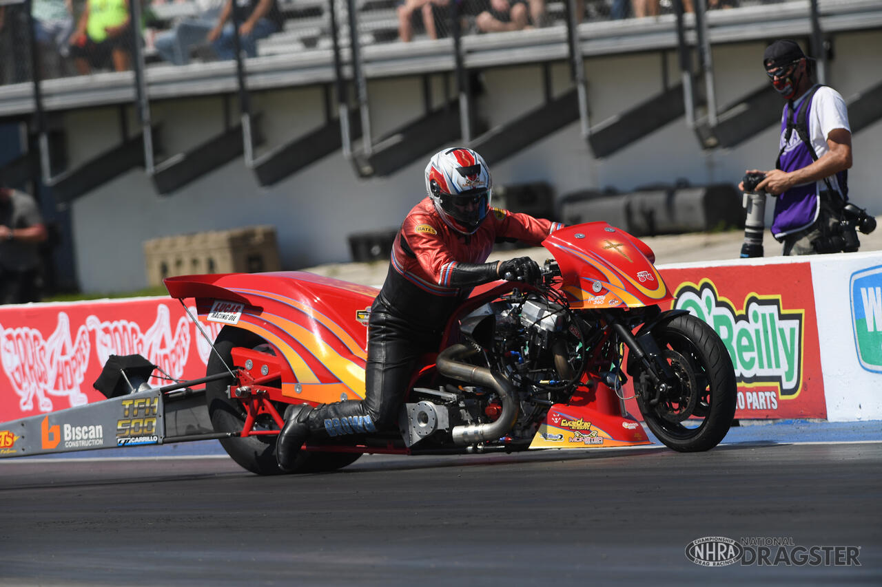 Amalie Motor Oil NHRA Gatornationals Saturday photo gallery | NHRA