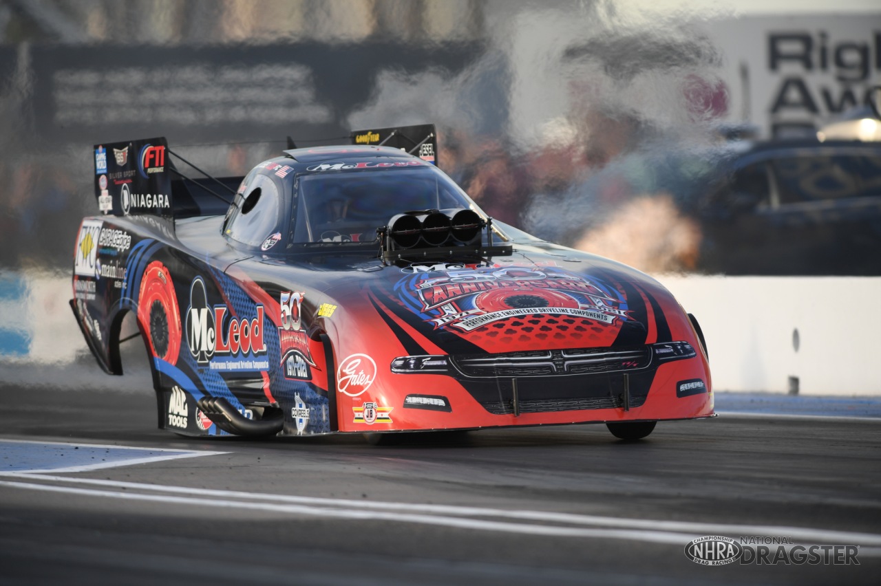 NHRA Arizona Nationals Friday photo gallery NHRA