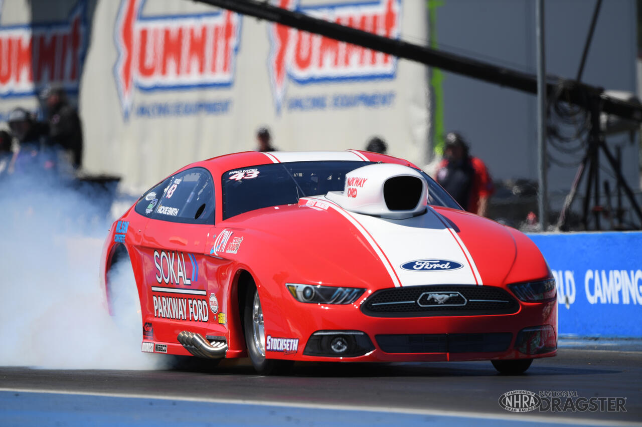 Amalie Motor Oil NHRA Gatornationals Sunday photo gallery | NHRA