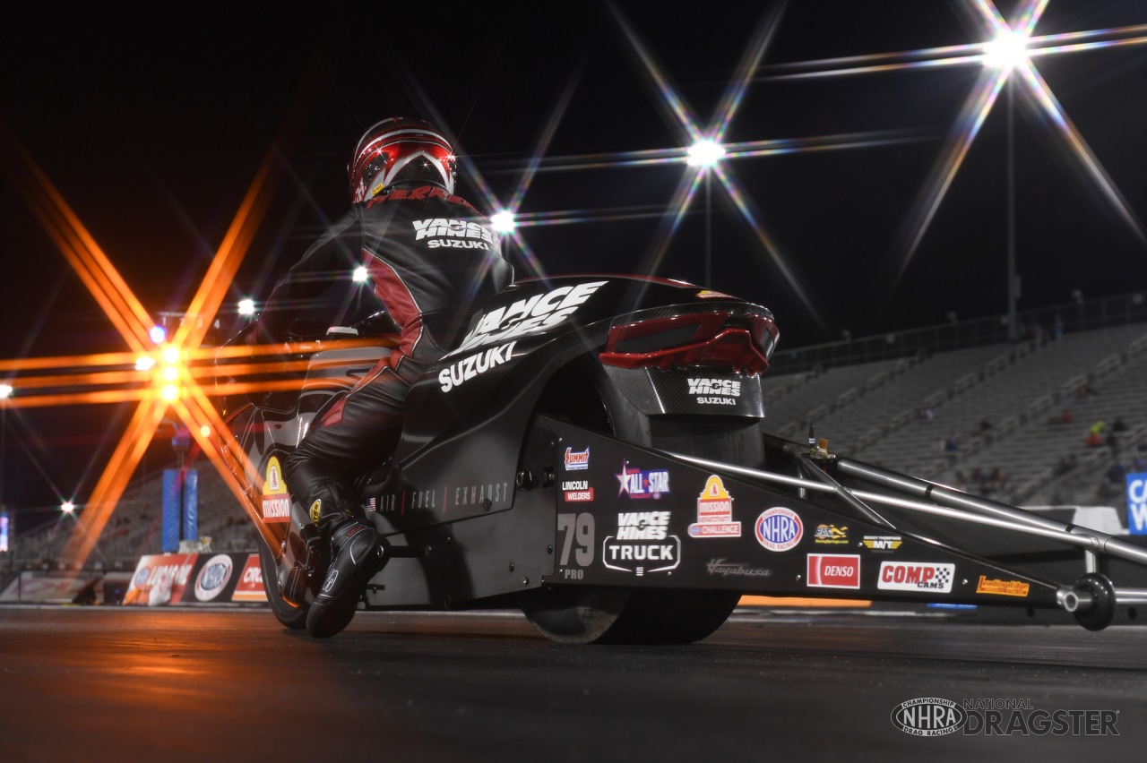 Circle K NHRA Four-Wide Nationals Friday photo gallery | NHRA