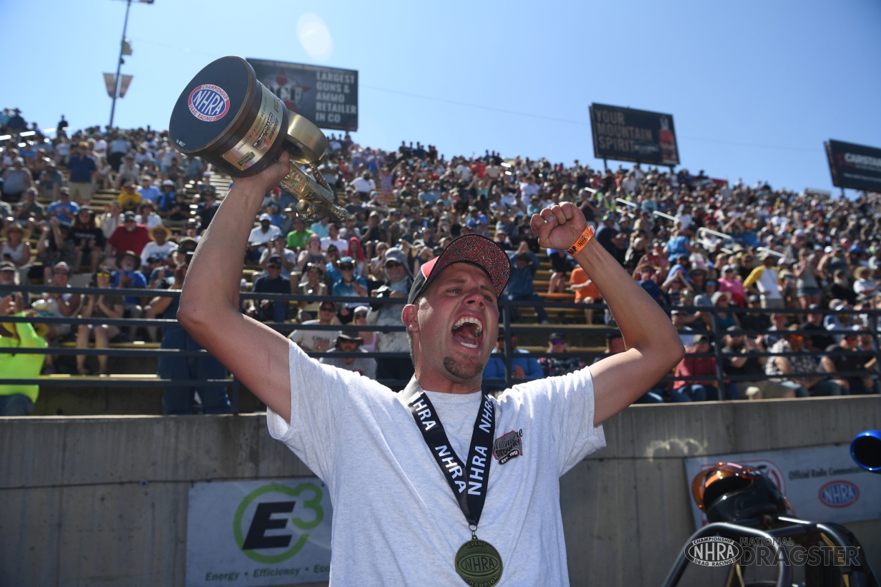 NHRA Dodge Mile-High Nationals Saturday Gallery