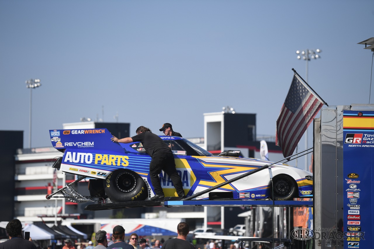 NHRA Midwest Nationals Friday Gallery NHRA