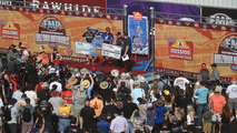 Large crowd for pre-race ceremony
