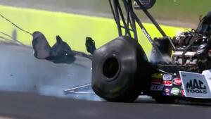 Steve Torrence crashes at AAA Texas NHRA FallNationals
